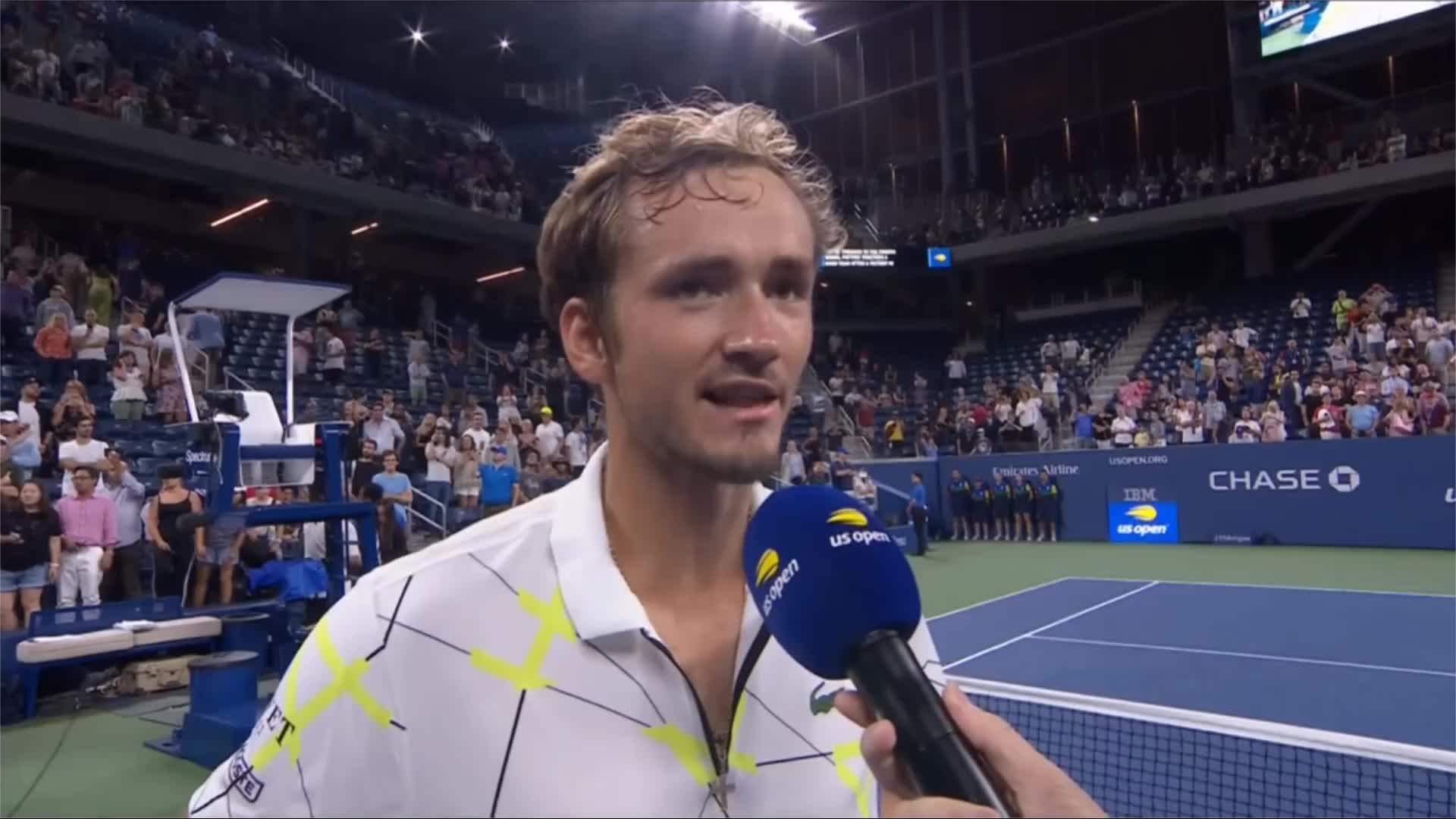 示了足球比 示了足球比