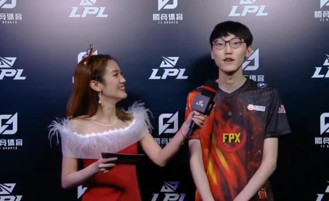 连续4年首 连续4年首