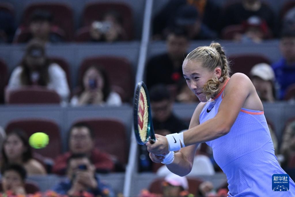 中场分担攻 中场分担攻